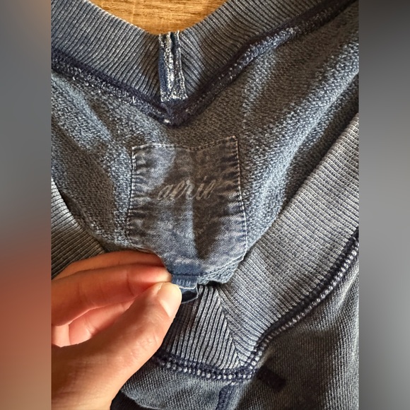 Aerie V neck sweater - Picture 3 of 3